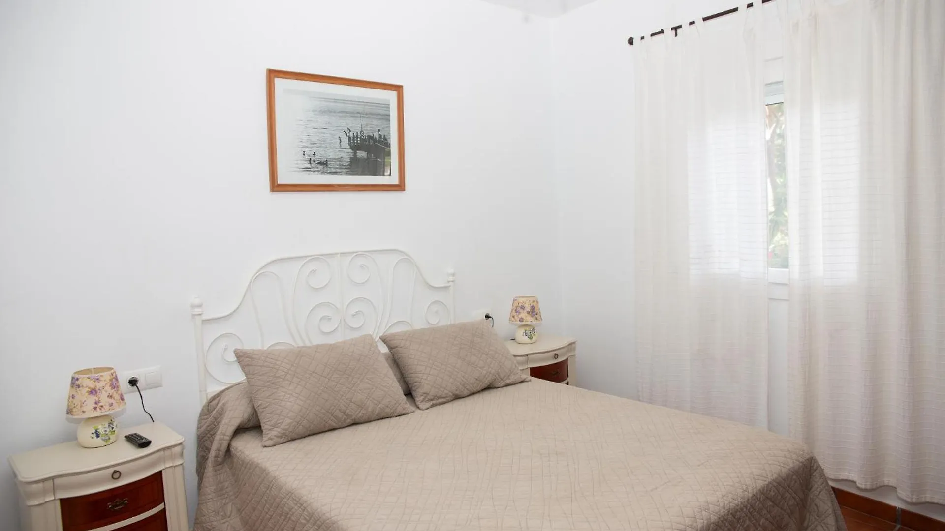 Villa Poniente Roche España